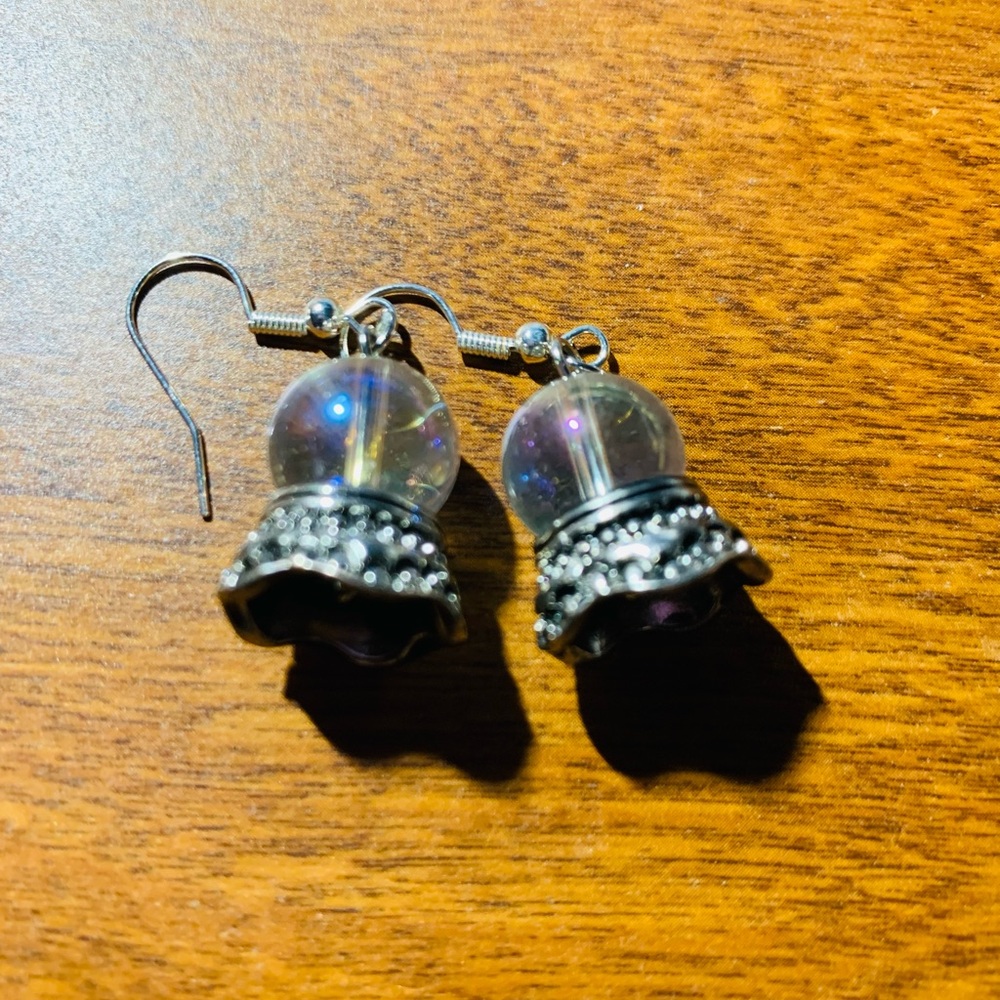 EARRINGS - Picture 2 of 2